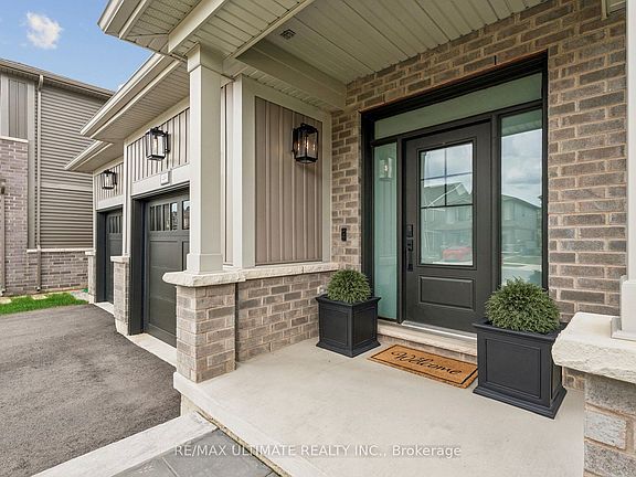 3rd image of 49 Blackbird Way