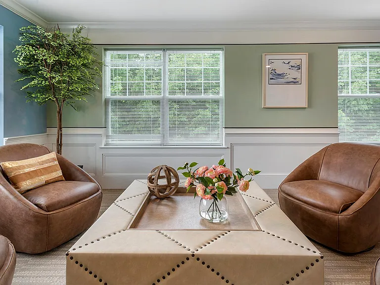 Birchwood at Cranbury — Photo 9