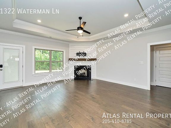 3rd image of 11322 Waterman Ln