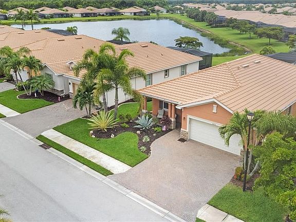 3rd image of 10252 Livorno DR