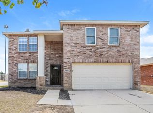6509 Longleaf Ln, Denton, TX 76210