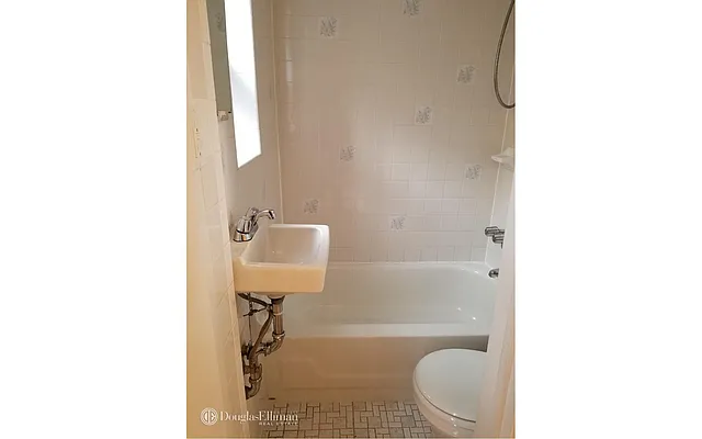 Rented by Douglas Elliman | media 5