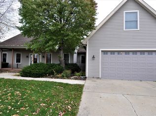 301 Taylor Rdg, Belvidere, IL 61008