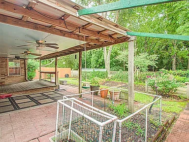 Garden enthusiasts will love the planting area_ideal for growing vegetables, herbs, or flowers.