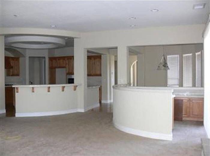 2nd image of Pasatiempo Cir