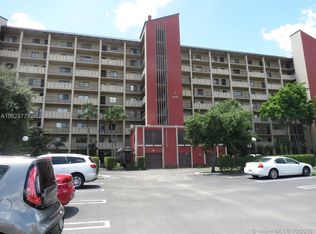 2200 S Cypress Bend Dr APT 405, Pompano Beach, FL 33069
