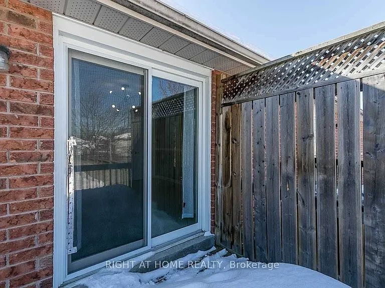 6 Peter St — Photo 39