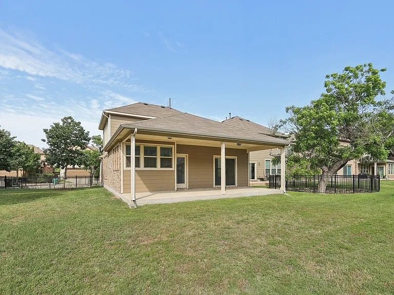 10418 Turnbull Loop — Photo 29