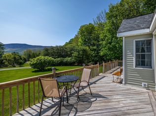 521 Barnumville Rd, Manchester Center, VT 05255