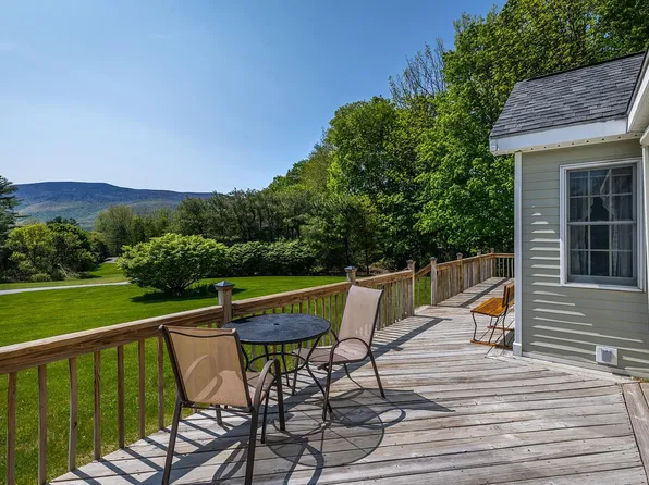521 Barnumville Road, Manchester, VT 05255