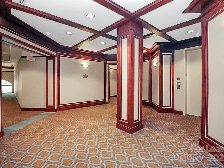 400 N Church St #414 — Photo 34