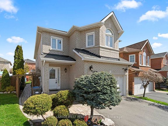 3rd image of 859 Mays Cres