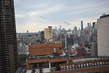 Rented by Luxury Habitat