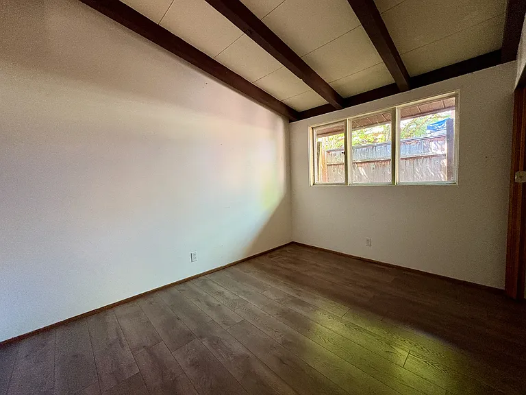 855 W 24th Ave #1 — Photo 13