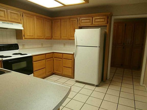 5th image of 1 Beattock Ln