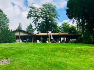 45401 W 9 Mile Rd, Novi, MI 48374