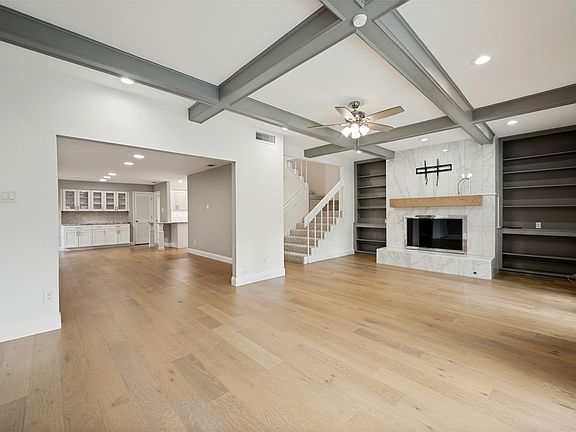 3rd image of 4984 Thunder Rd