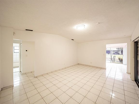 4th image of 9510 W Fern Lane
