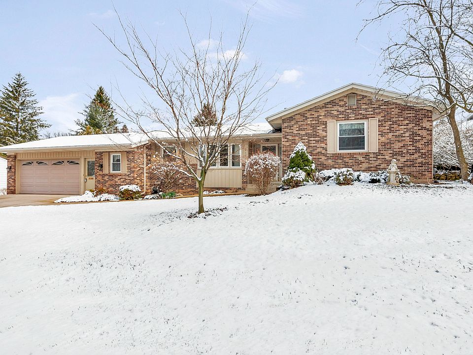1st image of 2500 Okemos Dr SE