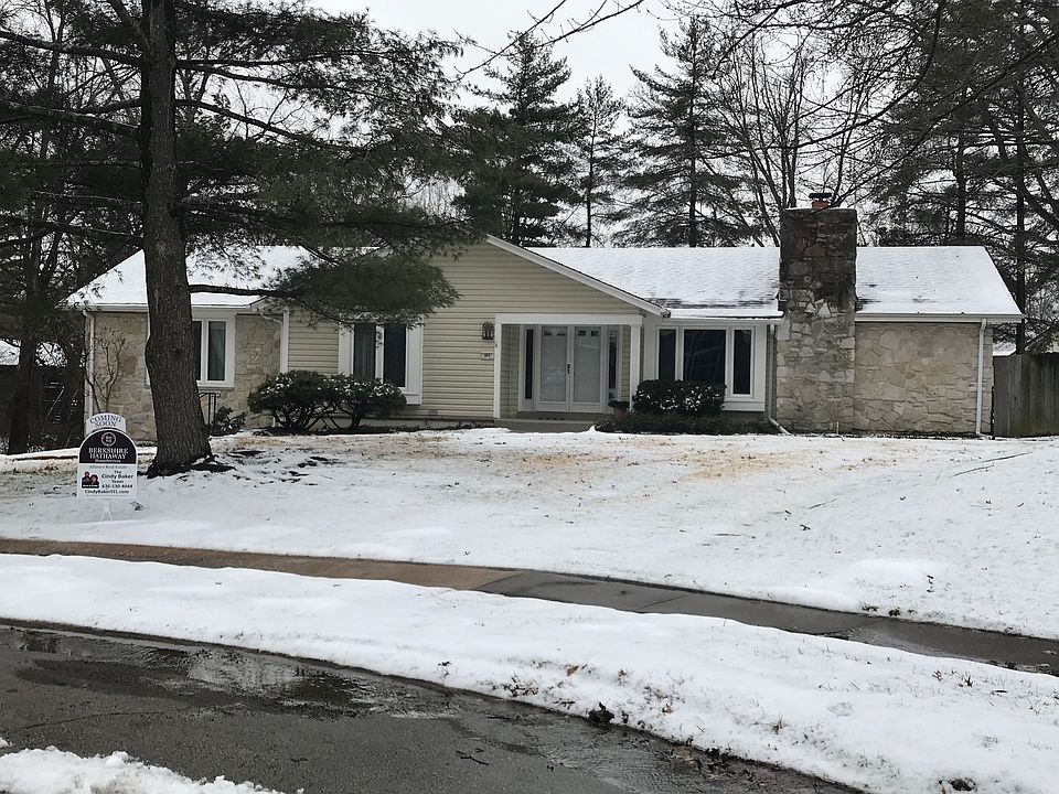 1st image of 465 Hillbrook Dr