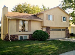 2313 Georgetown Pl, Bellevue, NE 68123