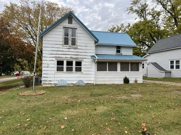 223 W 5th St, Burlington Junction, MO 64428