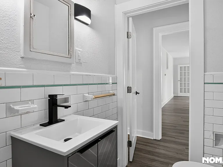 8 Charles St #A — Photo 8