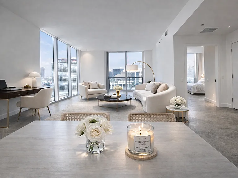 151 SE 1st St #Penthouse 02 — Photo 43