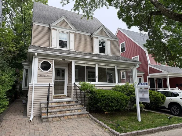 79 Willow Ave, Somerville, MA 02144