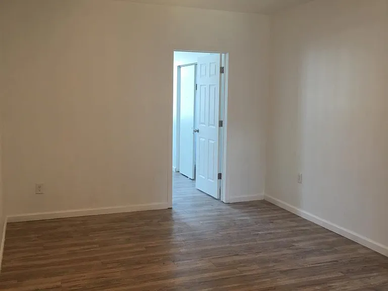 1526 S Broad St #2 — Photo 6