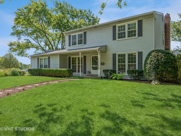 76 W Bailey Rd, Naperville, IL 60565