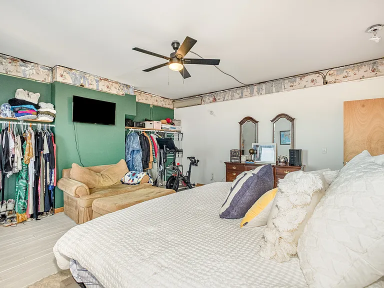 213 Mulberry St #3 — Photo 11