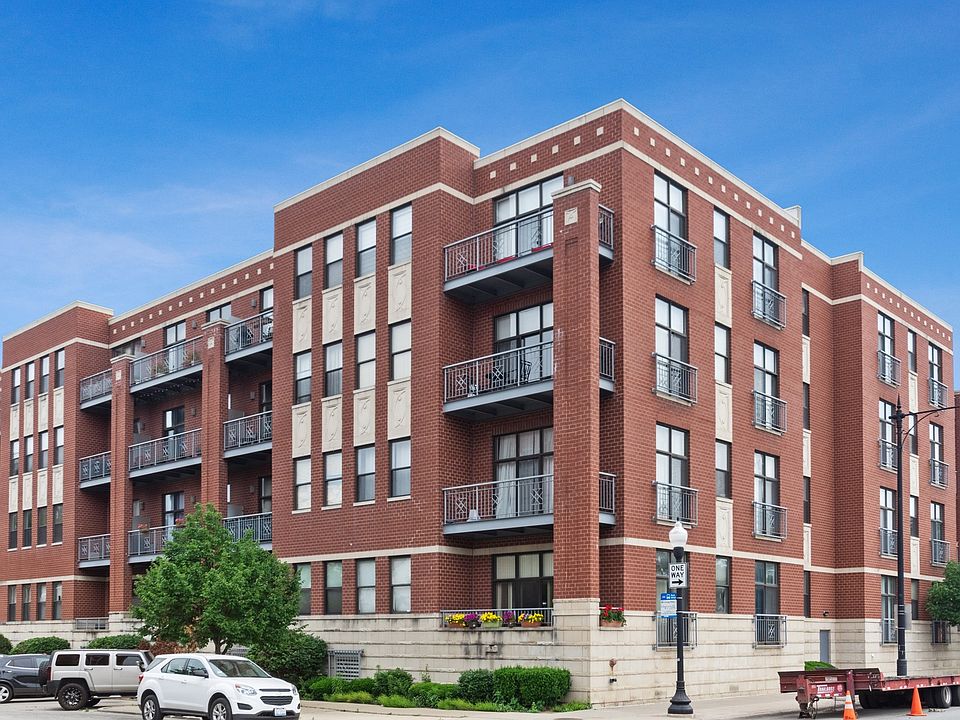 1st image of 4011 N Francisco Ave Unit 311