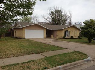 1005 Grants Pkwy, Arlington, TX 76014