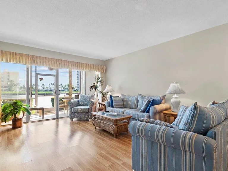 20 Yacht Club Dr #104 — Photo 12