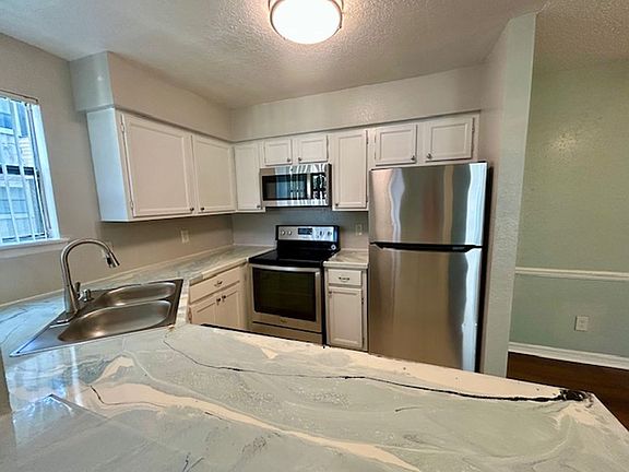 5th image of 30003098 Oaks Cir #3037157