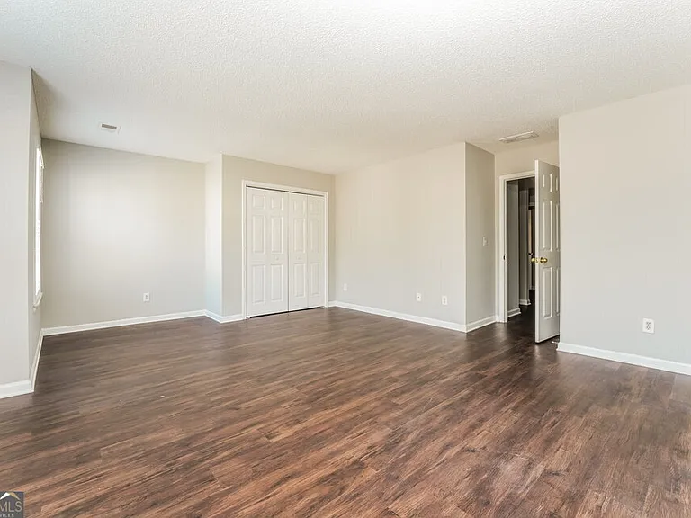 4445 Feather Way — Photo 14