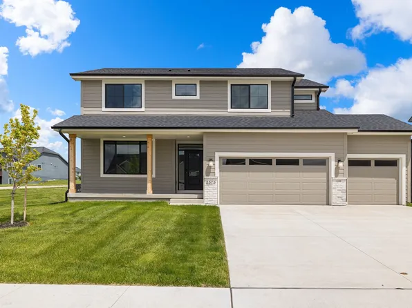 2575 SE Kettleridge Ln, Waukee, IA 50263