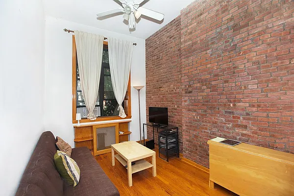 Rented by LG Fairmont Group | media 17