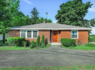 63-5 Vandenburgh Ave, Troy, NY 12180