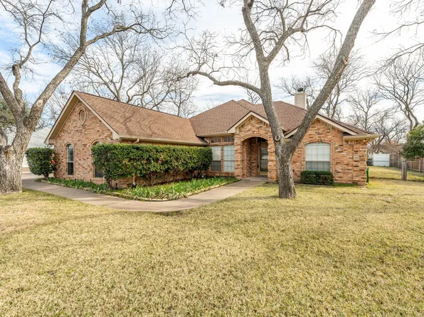 9309 S Longwood Dr, Granbury, TX 76049