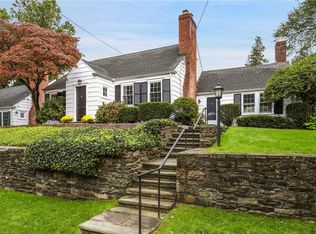 258 Pondfield Rd W, Bronxville, NY 10708