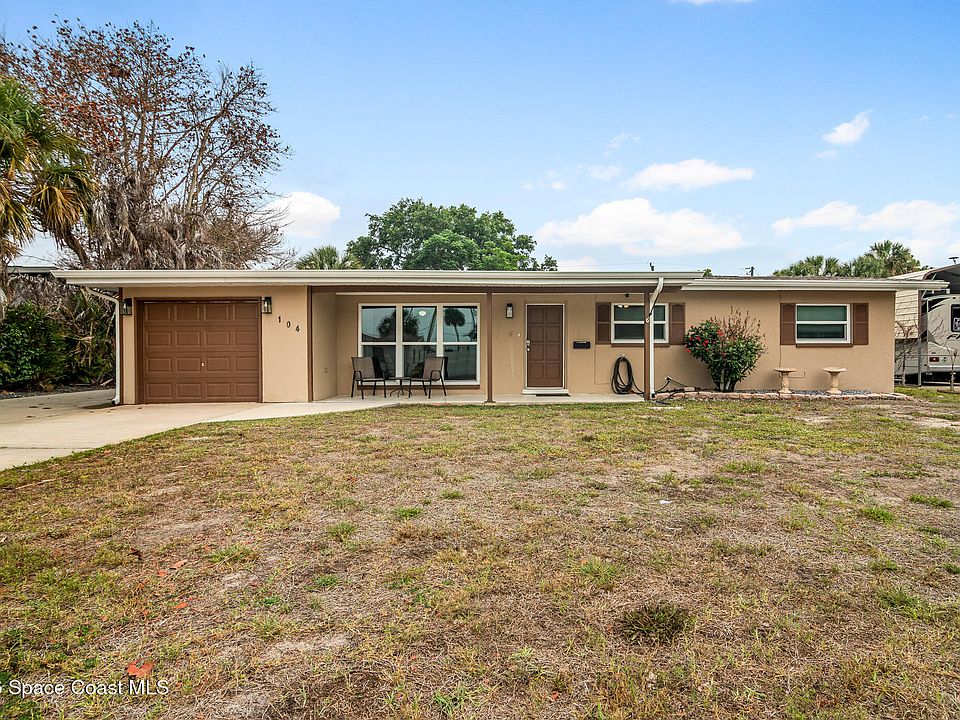 1st image of 104 Bouganvillea Dr