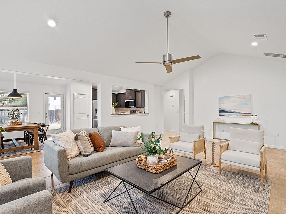 1st image of 705 Schefer St