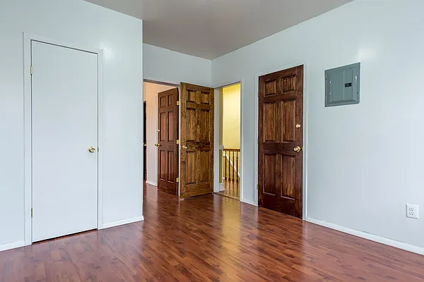 Rented by Nooklyn NYC LLC | media 12