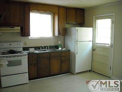 3rd image of 6400 Henry Ford Dr