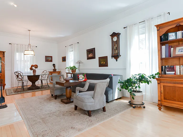 3 Forest St #1 — Photo 1