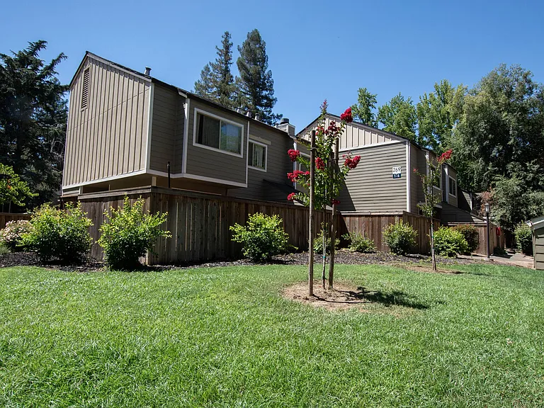 Selby Ranch Apartment Homes — Photo 48