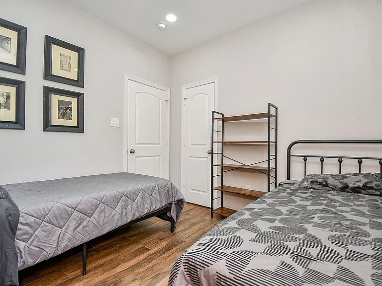 3344 Anita St — Photo 24