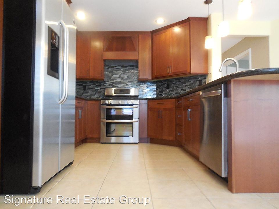 1st image of 7632 Cruz Bay Ct